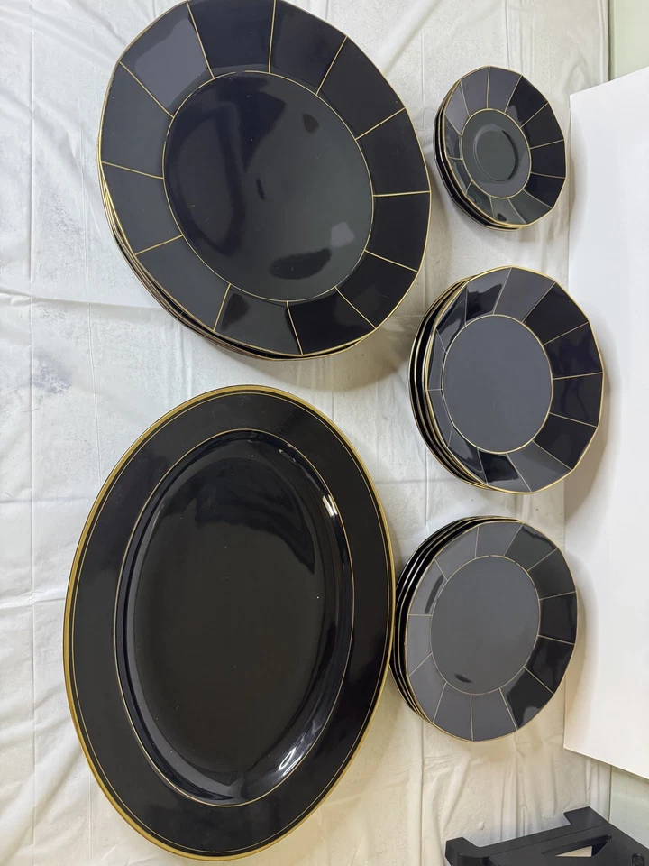 Mikasa Fine China L9903 Midnight Gold  Set Of 4 Soup Serving Bowls  - Image 1 of 4