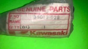 NUEVO Guardabarros Frontal Genuino FABRICANTE DE EQUIPOS ORIGINALES Kawasaki Cromado Stay 35010-028 (#D2) - Imagen 1 de 8