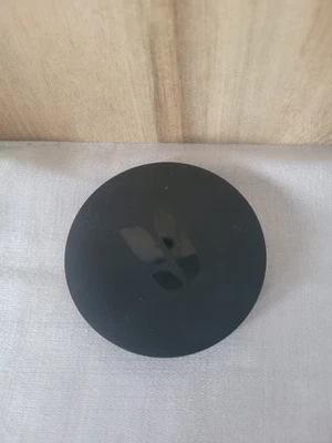 Younique Touch Creme Foundation 2C hell Make-up Beuty Kosmetik Gesicht - Bild 1 von 4