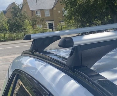 Barras bloqueables transversales de techo de aluminio para Alfa Romeo Stelvio 2017-2025 2024 2023 Foto 1 de 4