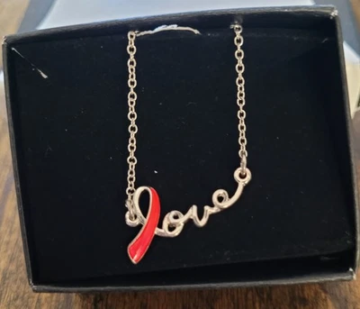 Vintage 2013 AVON Breast Cancer Crusade Love Silver Necklace - Image 1 of 4