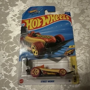 Hot Wheels Street Weiner 85/250 HW Let’s Race 1/5 NEW 2024 - Picture 1 of 7