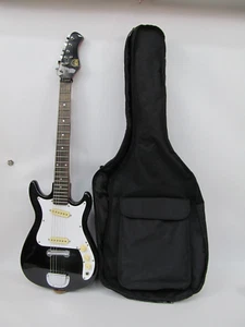 Hondo Black Electric Guitar - Picture 1 of 7