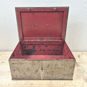 Antiker BEAUMONT Banktresor Metall Tresor Safe mit Schlüssel - Bild 1 von 9