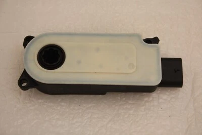 GENUINE VOLVO XC40 RADIATOR SHUTTER ACTUATOR MOTOR 115985500 - Image 1 of 3