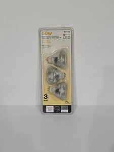 UTILITECH 50W 3 Bulb Pack Flood LED Warm White Light Bulbs 7W #0777396 - NEW - Picture 1 of 5