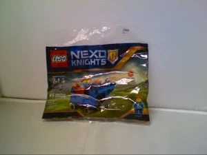 BRAND NEW Lego 30372 NEXO KNIGHTS Robin's Mini Fortrex Polybag - Picture 1 of 2