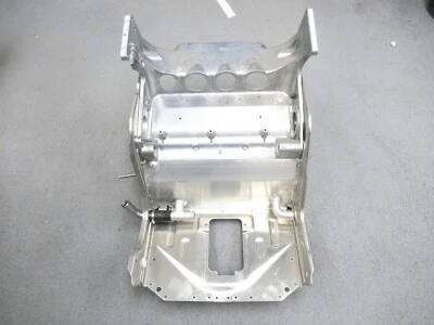 Nuevo de Lote Antiguo Cuadro Túnel Delantero Yamaha Apex MTX RX10MTY 2009 8GY-2198-00-00 Foto 1 de 4