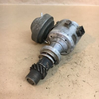 原始设备制造商沃尔沃阿尔法罗密欧菲亚特标致博世经销商 Dizzy 237 004 001 原装 — 第 1/4 张图片