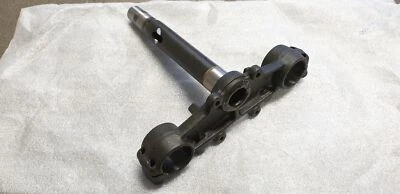 Puente horquilla inferior Yamaha TTR 225 53V-23340-00-90 Foto 1 de 3