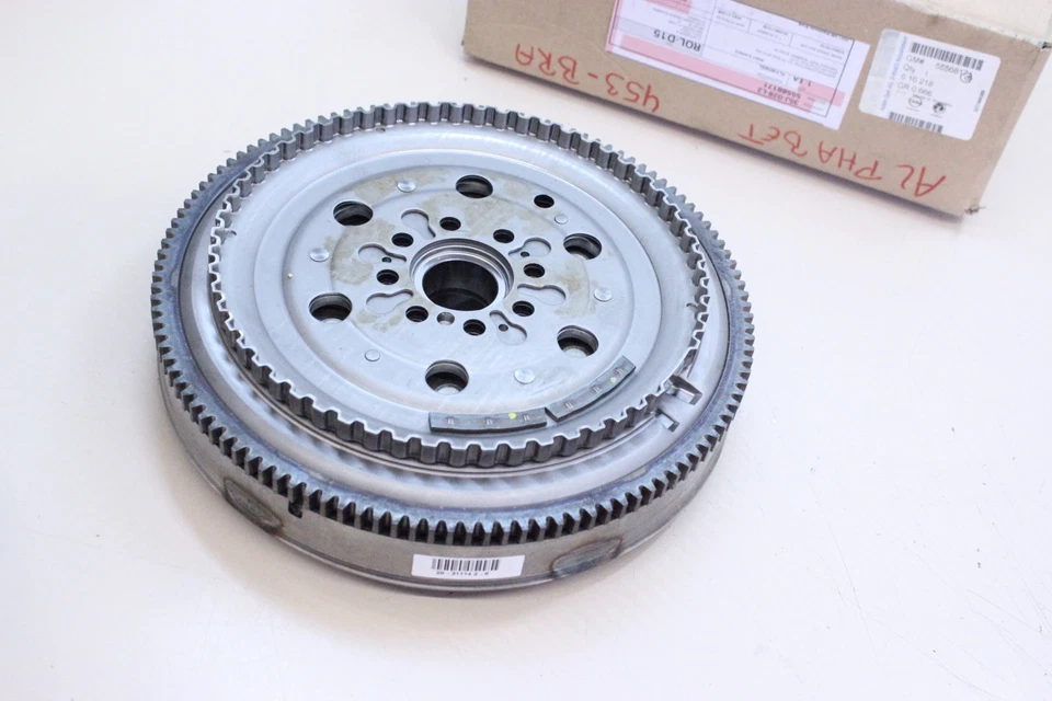 ORIGINAL OPEL Astra J 1.3 CDTI Schwungrad Schwungscheibe 55568171 OVP - Bild 1 von 1