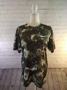 T-shirt uomo NIKE DRI FIT / THE NIKE TEE verde mimetica poliestere nuova senza etichette - TAGLIA MED - Foto 1 di 9