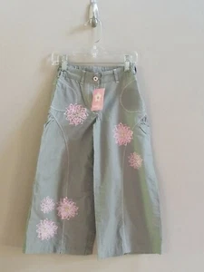 Girls MISH GIRLS Sage Green Flower Wide Leg Capri Pants Sz Small NWT - Picture 1 of 5