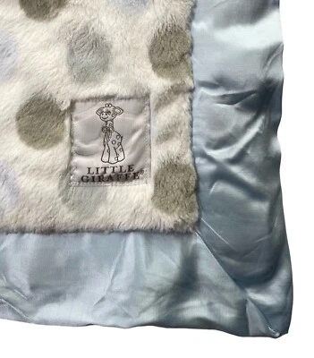 "Manta de lunares Little Giraffe blanca azul gris borde satinado piel sintética 30""x35""" Foto 1 de 4