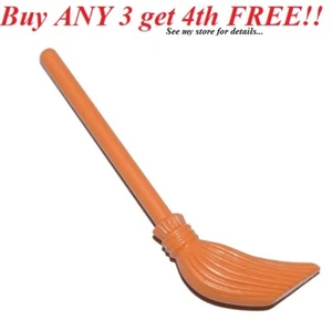 ☀️NEW LEGO MINIFIG MINIFIGURE ORANGE BROOM Earth Harry Potter 4723 Witch Tool - Picture 1 of 1