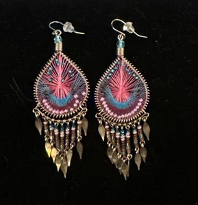 Handgefertigte rosa Traumfänger Ohrringe Perlen Geist Natur Indianer Design - Bild 1 von 3