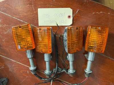 1981 YAMAHA XV920 VIRAGO XV 920 OEM NICE WORKING (SET OF 4)TURN SIGNALS CHROME - Image 1 of 4