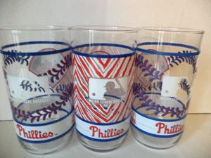 3 VINTAGE 1993 PHILA. PHILLIES DRINKING GLASSES by McDonalds & coca cola - Picture 1 of 2