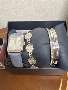 Lady's FOLIO One Watch Runs With Four Bracelet Set. NEW IN BOX, silver, crystal - Bild 1 von 6
