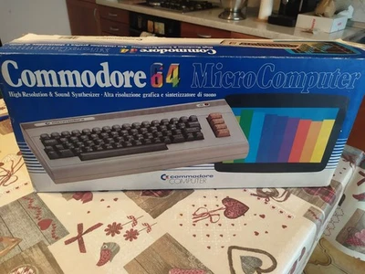 commodore 64 biscottone in ottime condizioni, come nuovo, unico proprietario. - Immagine 1 di 4