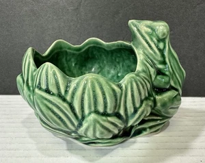 Maceta de cerámica McCoy rana verde loto maceta años 50 mediados de siglo moderna - Imagen 1 de 7