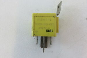 Lotus Esprit S4 relay, seimens yellow V23134-J2052-X172