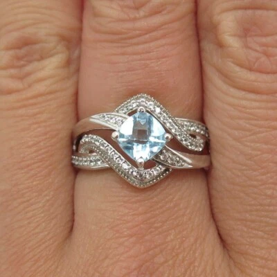 Impresionante anillo de boda aguamarina simulada corte cojín enchapado en oro blanco de 14k Foto 1 de 4