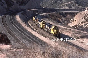 SCIVOLO FERROVIARIO SANTA FE AT&SF EMD GP35u LOCOMOTIVA #2819 Cir 1990 - Foto 1 di 1