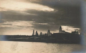 Cartolina fotografica reale Burnt Island ME faro costa rocciosa notte - Foto 1 di 2