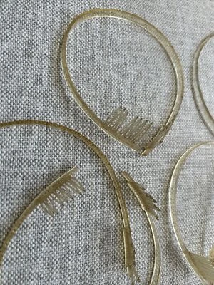 5 diademas de plástico vintage/antiguas con peines en los extremos y 1 con sin peine Foto 1 de 4