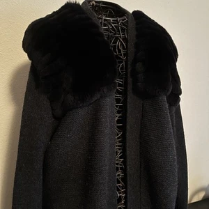 Magaschoni Women’s Open Front Cardigan M Wool Blend Rabbit Fur Trim Mob Wife - Picture 1 of 11