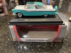ROAD SIGNATURE COLLECTION YAT MING 1955 FORD CROWN VICTORIA  1:43 DIECAST - Picture 1 of 6