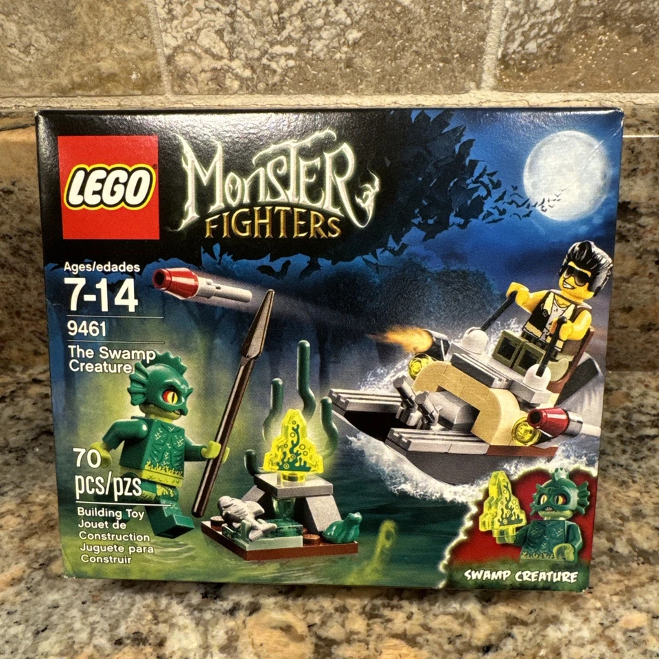 LEGO Monster Fighters 9461  The Swamp Creature - Image 1 of 4