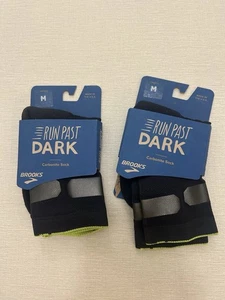 Calcetín Brooks Run Past Dark Reflectante Carbonita Talla Mediana Nuevo 2PK - Imagen 1 de 5