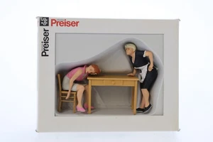 LGB Preiser 45145 Figur Set Schlafender Gast und Kellnerin OVP N59 - Picture 1 of 2