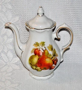 Beautiful Vintage, Winterling, Roslau, Fruit Decorated, Porcelain, Coffee Pot - Picture 1 of 8