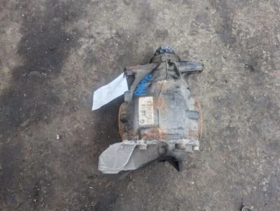 Carrier Rear AWD Automatic Transmission Fits 12-18 BMW 320i , 33107603748  - Image 1 of 4