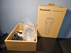 Panasonic ARC5 Electric Razor Pop-up Trimmer Wet Dry 5-Blade ES-ALV6H Silver - Picture 1 of 3
