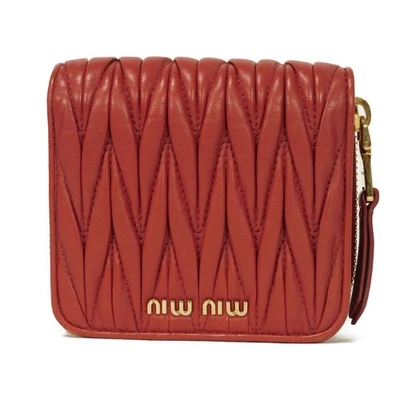 MIUMIU Matelasse Cartera Compacta con Cremallera 5ML522 2BPU F068Z Cartera Recogida Cremallera... Foto 1 de 4