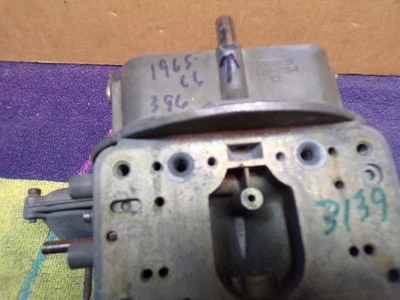 Carburador Holley 3139 1965-66 Chevy 396 con fecha 502 carrocería principal solo piezas Foto 1 de 3