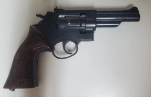 Crosman Model 38C .22 Caliber CO2 Pellet Gun - Picture 1 of 6