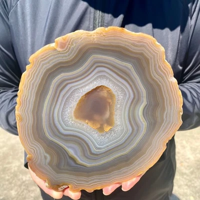 1.4LB Natural and Beautiful Agate Geode Druzy Slice Extra  Gem - Image 1 of 4