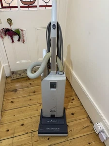 Sebo X1 Automatic 850w Upright Vacuum Cleaner - Picture 1 of 23
