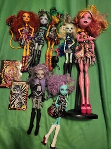 Monster High Freak Du Chic Gooliope Artiglio Toralei Jinafire Twyla Miele Palude - Foto 1 di 8