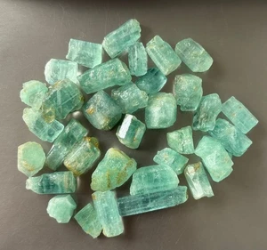 Lote 313 cts Berilo Color Verde Natural Áspero De Nigeria - Imagen 1 de 6