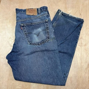 Vintage Levis 550 Relaxed Fit Mens Jeans Blue Denim Light Wash Jeans Size 38x30 - Picture 1 of 20