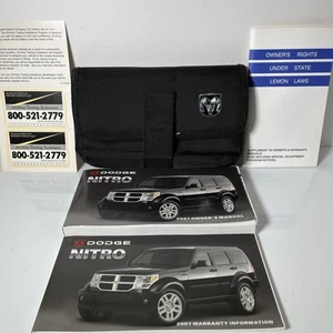 07 DODGE NITRO OWNERS MANUALS With OEM case - Picture 1 of 9