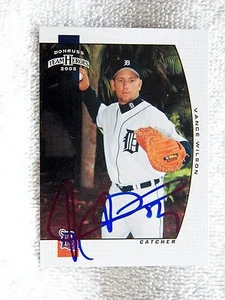 Detroit Tigers Vance Wilson Signed 2005 Donruss Team Heroes Card Auto - Foto 1 di 1