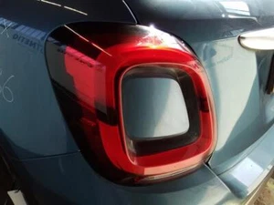FARO POSTERIORE PASSEGGERI FIAT 500X MK2 6X 2018 IN POI CITY CROSS 5 PORTE PORTELLONE Lamp - Foto 1 di 1