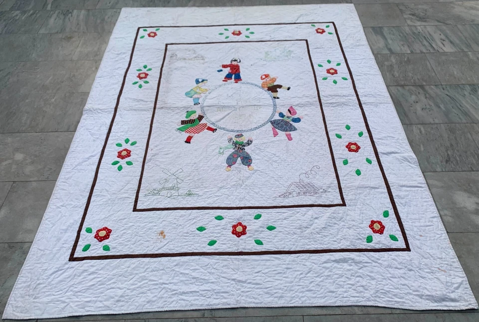 Antique Handmade Colorful Patchwork Bedspread Crafted textile Bedding 200x155 cm - Image 1 of 4